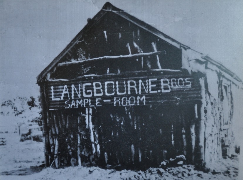 Langbourne Bros Sample Room 1894.jpg